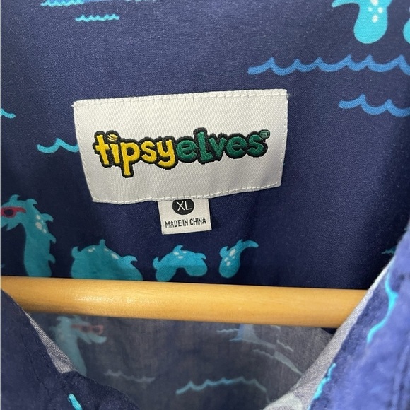 Tipsy Elves Shirt Mens Medium Blue Nothin But  Nessy Button Up Hawaiian XL - Picture 2 of 5
